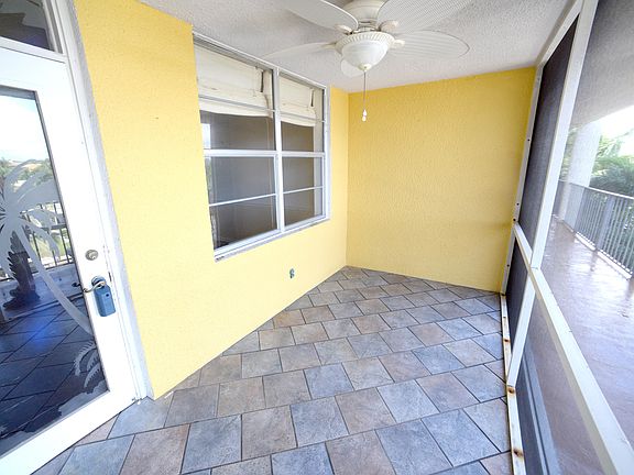 4th image of 109 Paradise Harbour Blvd APT 414