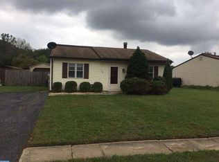 136 Harmony Crest Dr, Newark, DE 19713