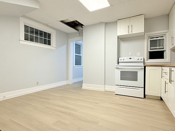 3rd image of 349 Campbell Ave #349