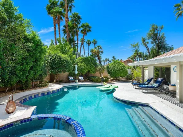 76835 Bishop Pl, Palm Desert, CA 92211