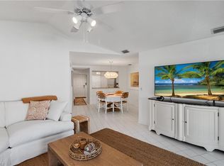 1044 Woodshire Ln APT B212, Naples, FL 34105