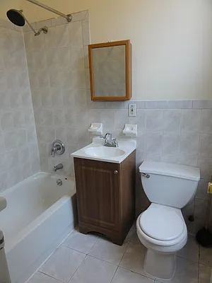 Rented by Nest Seekers International | media 5