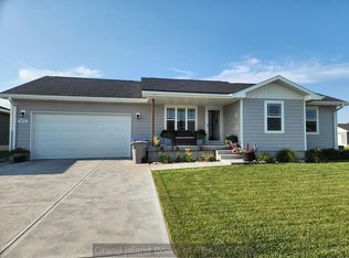 4352 Thomas St, Grand Island, NE 68803