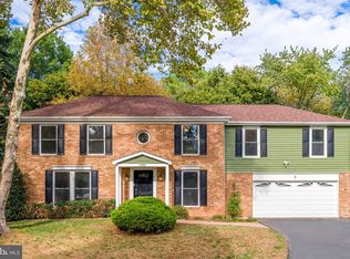 13430 Hidden Meadow Ct, Oak Hill, VA 20171