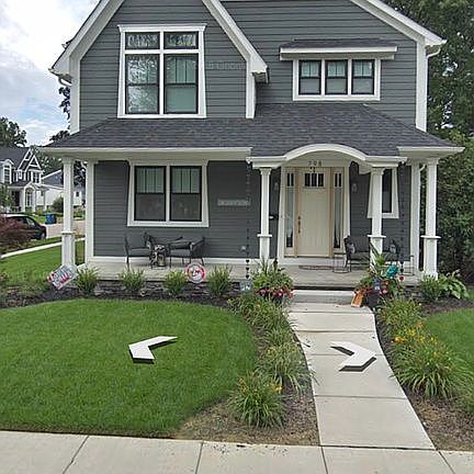 5th image of 798 S Harvey St