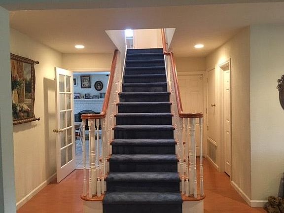 4th image of 22 Brassie Ct