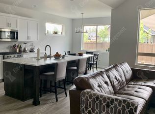 3656 SW Badger Ct, Redmond, OR 97756