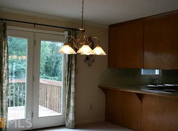 5th image of 441 Holly Dr