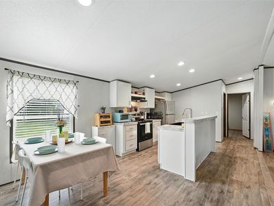 301 Eagle Pkwy, Mabank, TX, 75147
