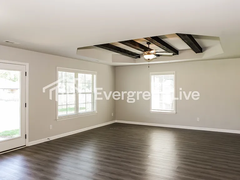 105 Ocean Springs Ave — Photo 3