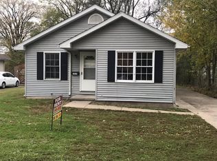 1615 S 17th St, Springfield, IL 62703