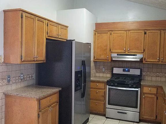 5th image of 2490 Waterford Park Dr
