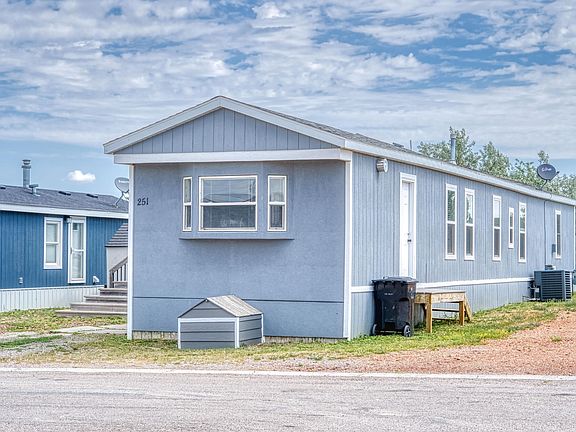 5th image of 251 Bighorn Dr