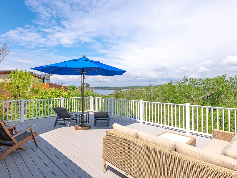 the third floor sunbathing deck with the ocean view