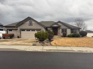 28 E Hillcrest Ct, Colbert, WA 99005