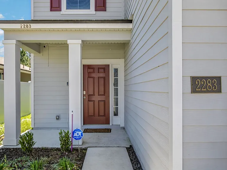 2283 Shady Breeze Ln — Photo 5