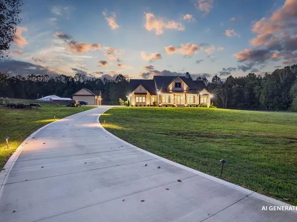 4197 Cowan Rd, Cookeville, TN 38506