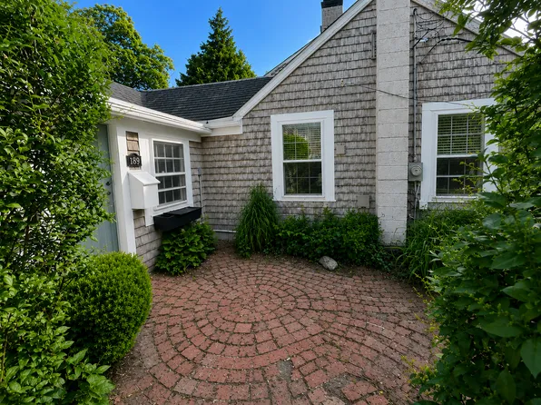 189 South St, Hingham, MA 02043