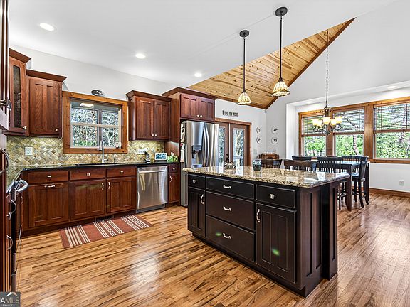 14th image of this home