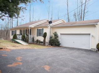 9 Clove Brook Dr, Cold Spring, NY 10516