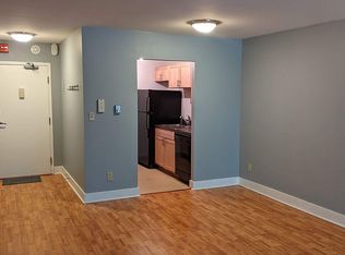 600 E 8th St APT 2O, Kansas City, MO 64106