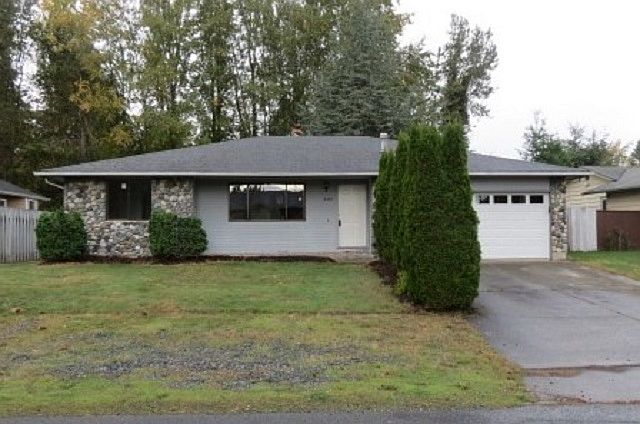1st image of 8425 Glendale Dr