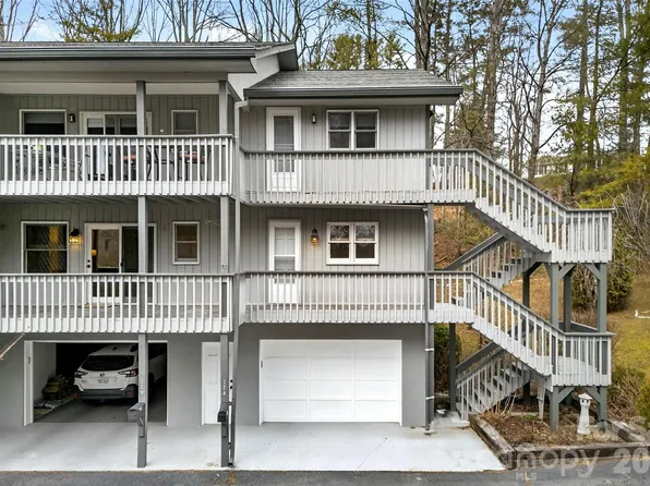 72 Country Club Woods Dr, Spruce Pine, NC 28777