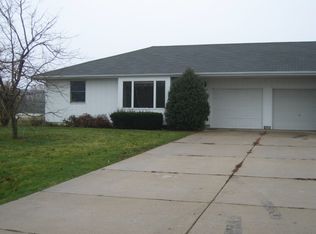 2535 N 4645th Rd #1, Somonauk, IL 60552