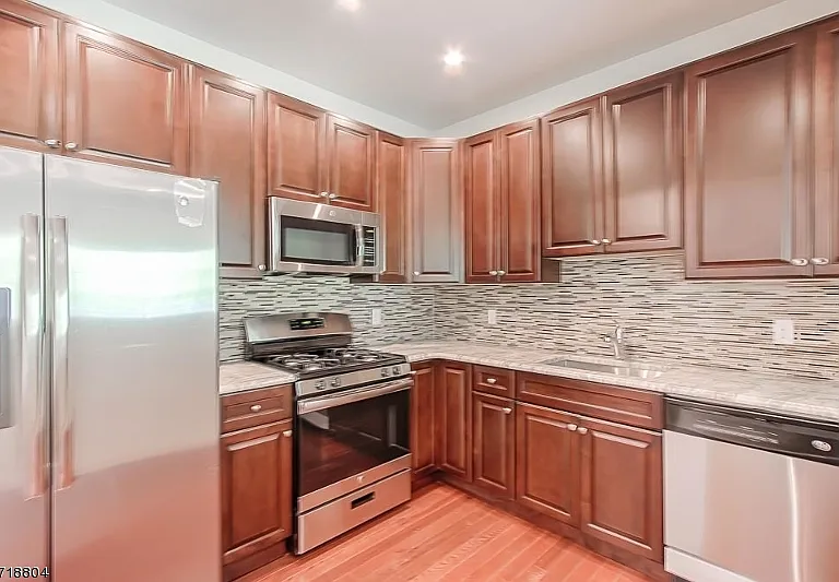 15 Decroce Ct — Photo 5