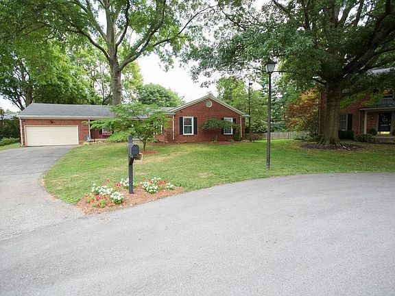 3rd image of 11009 Fellswood Ct