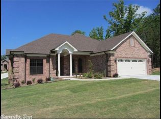 16 Windy Ridge Ct, Maumelle, AR 72113