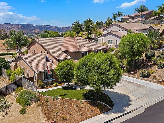 5th image of 41469 Grand View Dr