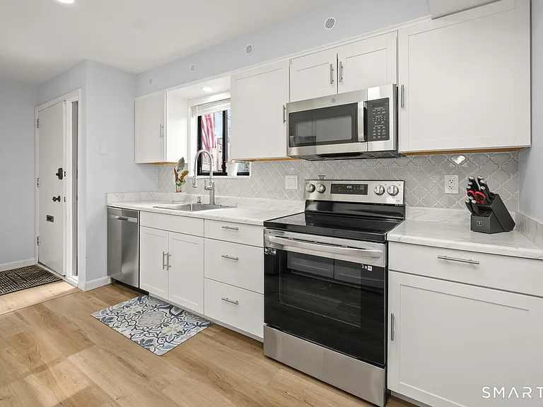 100 Hope St #41 — Photo 4