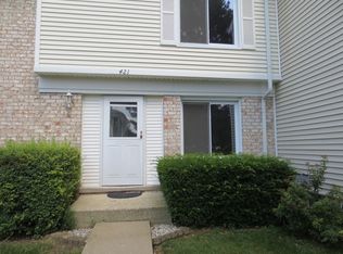 421 Colony Ct, Bolingbrook, IL 60440