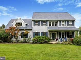 9 Greenfield Rd, Cochranville, PA 19330