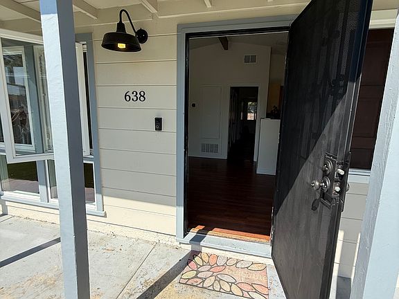 3rd image of 638 Hilltop Dr