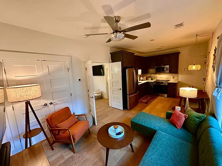 532 E Park Ave #A — Photo 3