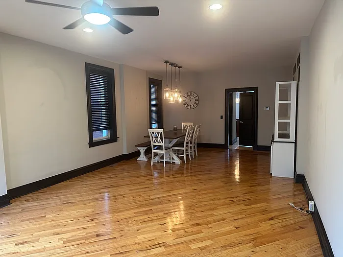 4249 Juniata St — Photo 2