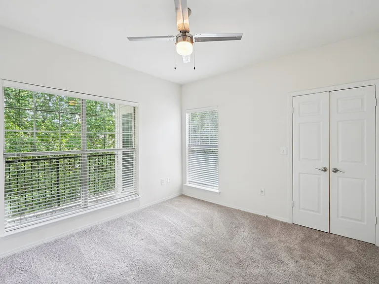 Wesley St. James Apartments at Sandy Springs — Photo 18