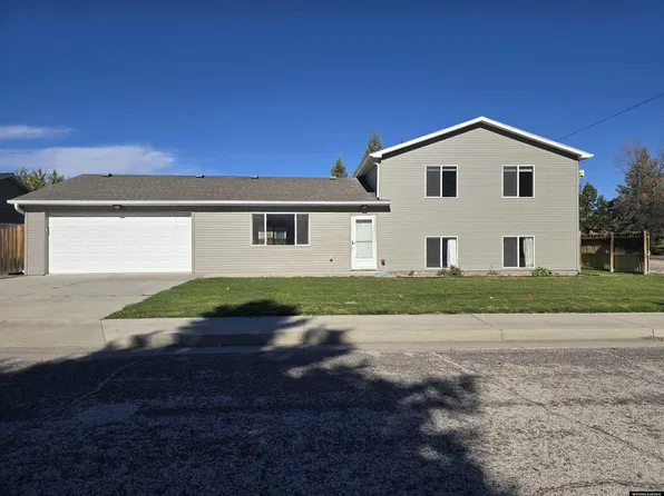 401 W Marble St, Guernsey, WY 82214