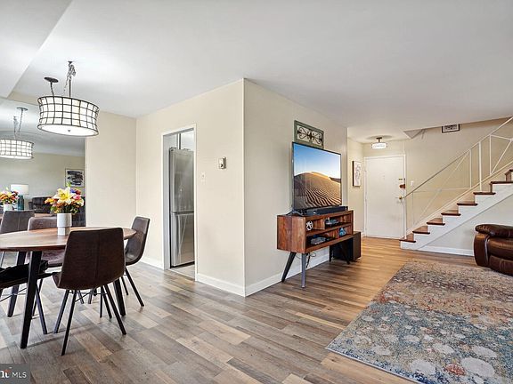 3rd image of 301 N Beauregard St APT 110