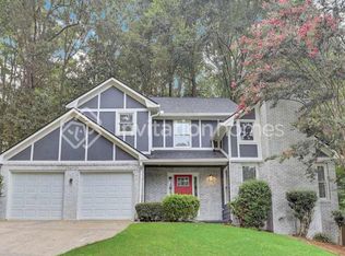 1222 Raleigh Ct, Lawrenceville, GA 30043