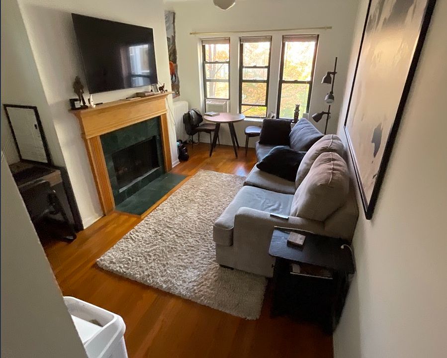 1st image of 677 W Wrightwood Ave #681-3W