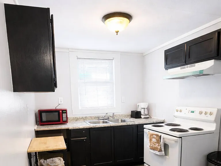 2515 Centenary Blvd — Photo 6