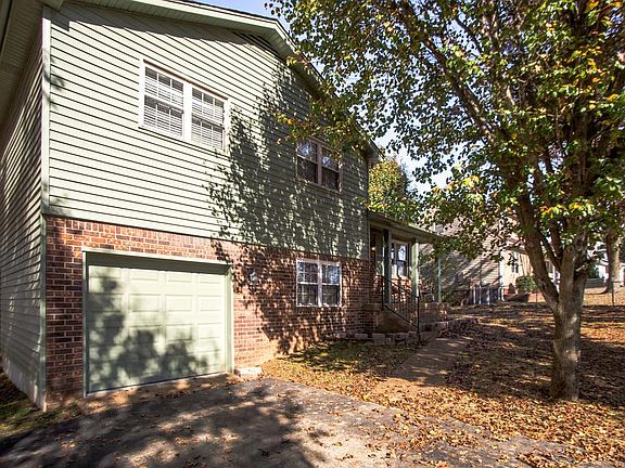3rd image of 422 Belinda Pkwy