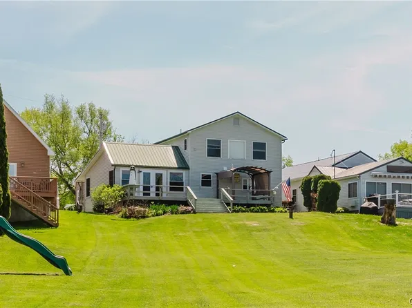 40496 Riverwood Estates Ln, Clayton, NY 13624