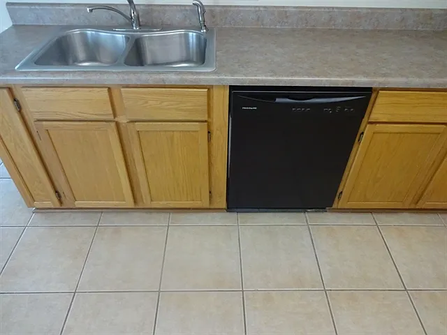 785 Port Wine Ln — Photo 3