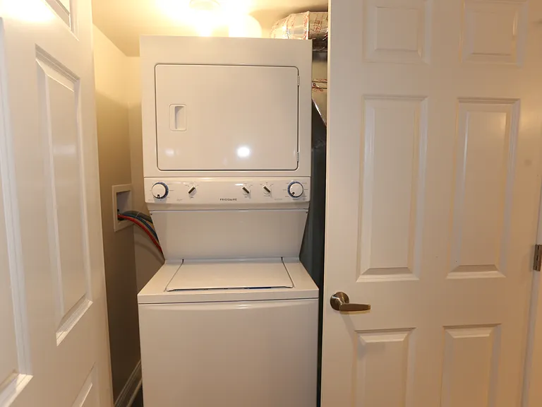 1218 W Diversey Pkwy #G — Photo 22