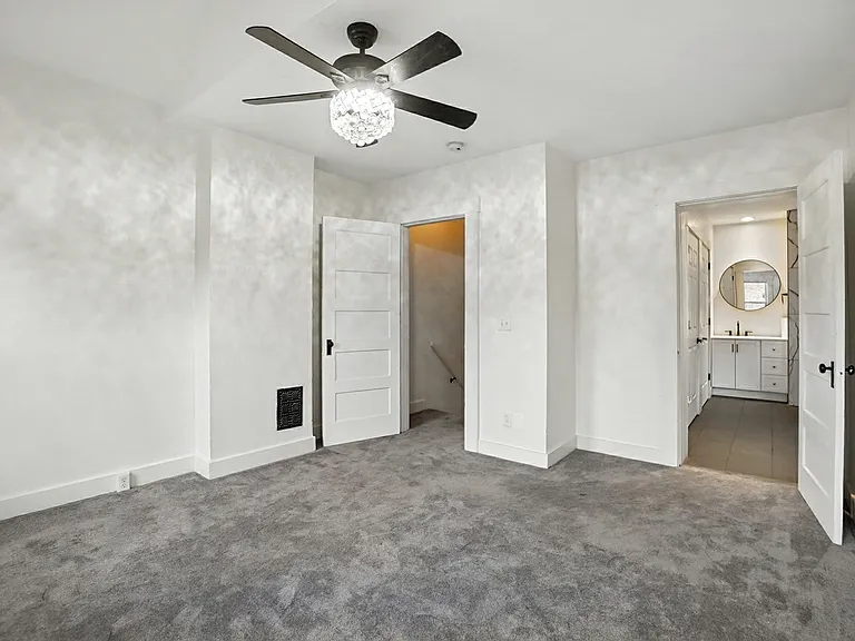 218 Brown St — Photo 12