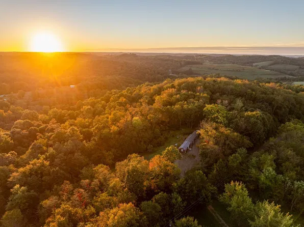 19174 Township Road 67b, Coshocton, OH 43812